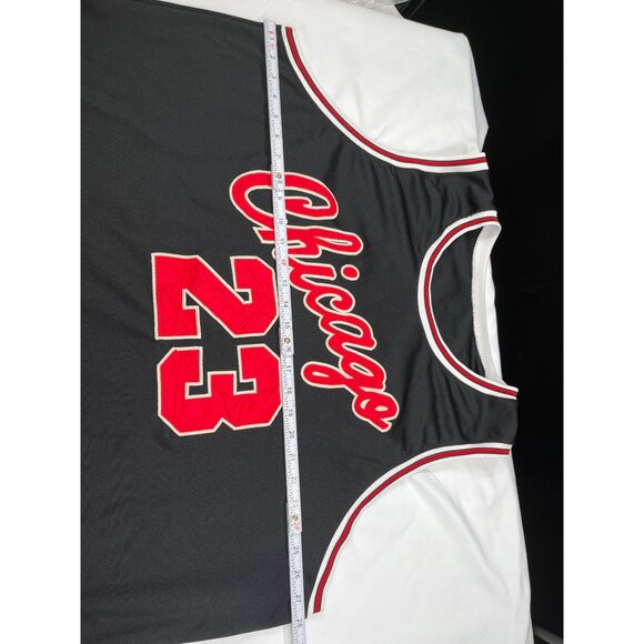 Mitchell & Ness SKU 479 Authentic Michael Jordan Chicago Bulls #23 Jersey 1984-8 - Picture 5 of 8